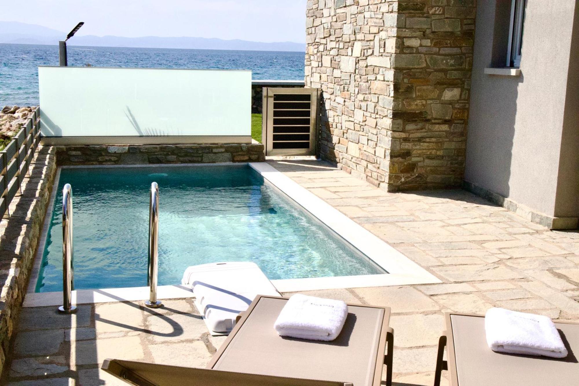 Olive & Sea Luxury Suites Skala Sotiros Exterior foto