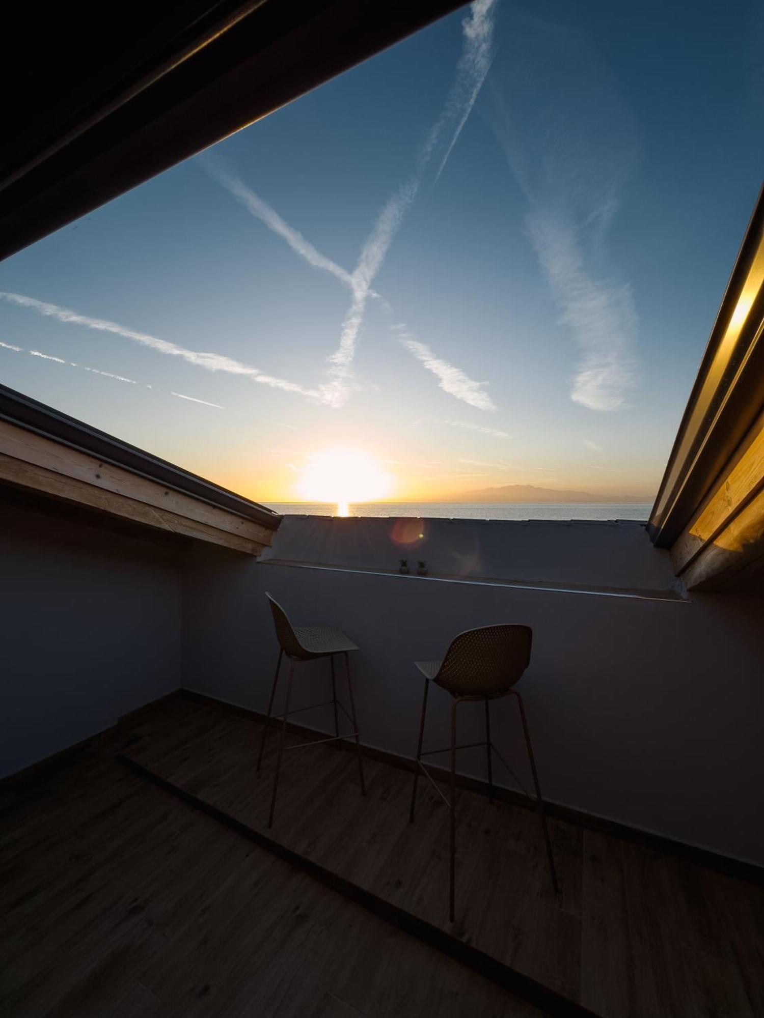 Olive & Sea Luxury Suites Skala Sotiros Exterior foto
